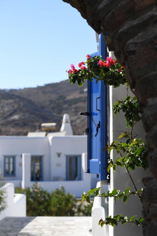yoga holiday Tinos meditation stay Greece wellness escape Cyclades